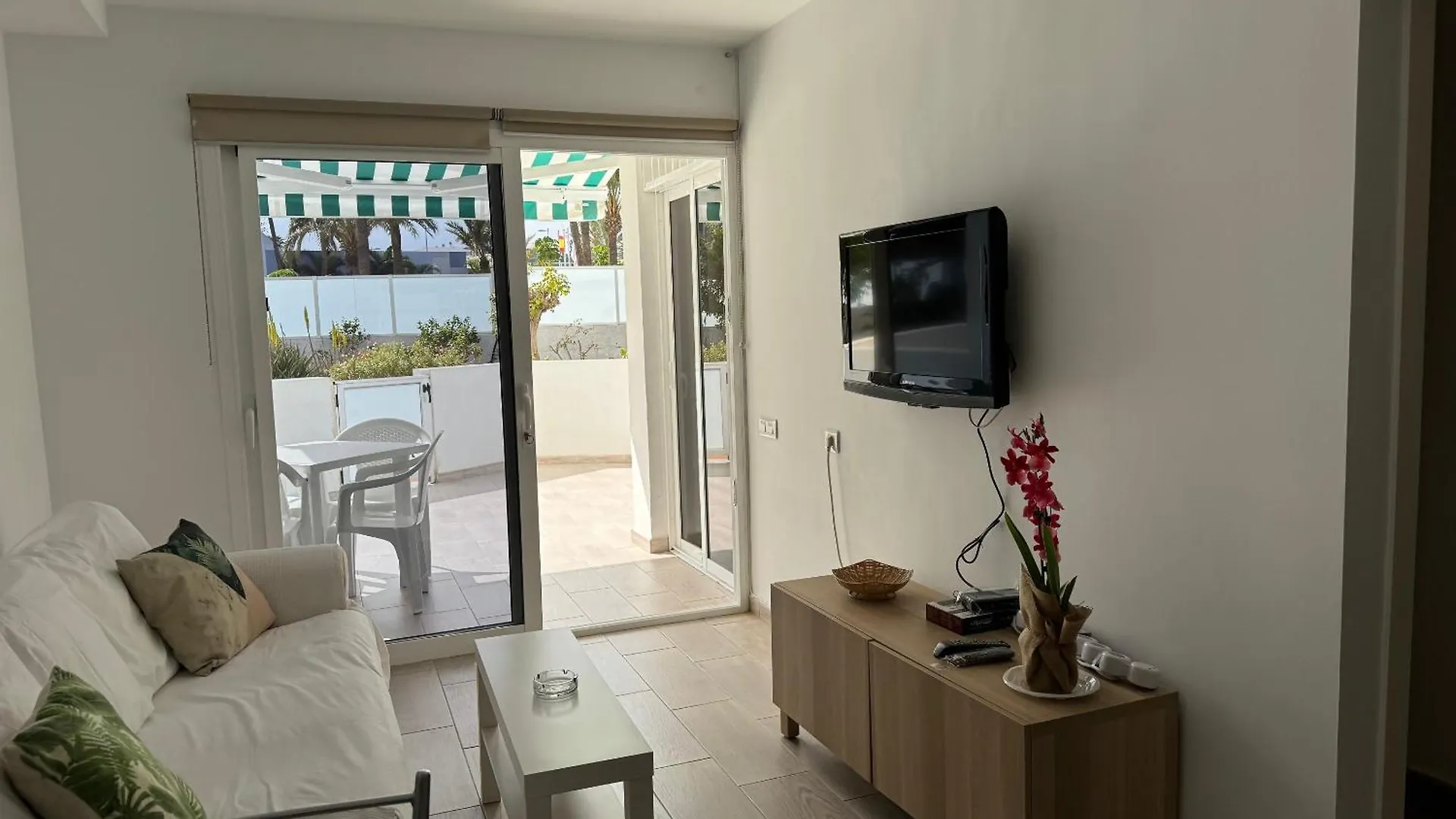 Estupendo Apartamento Con Dos Dormitorios Maspalomas Spanyolország